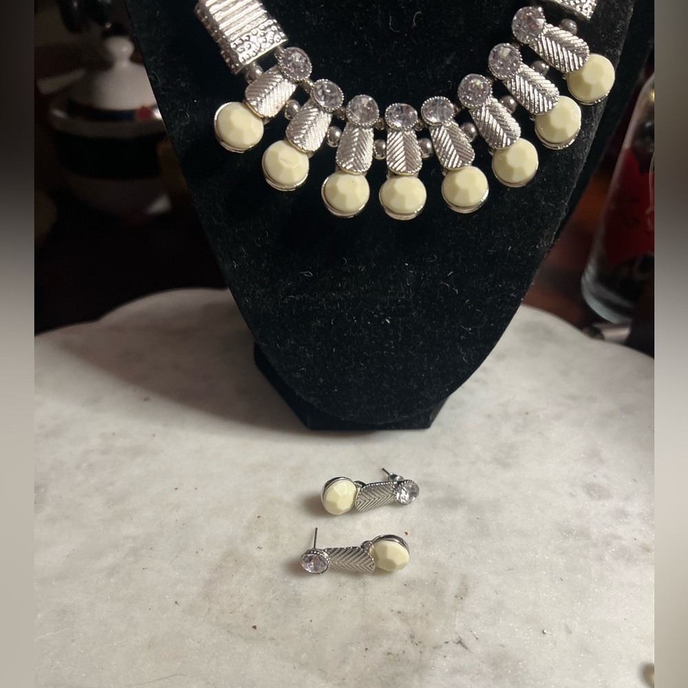 Necklace & Earring Set